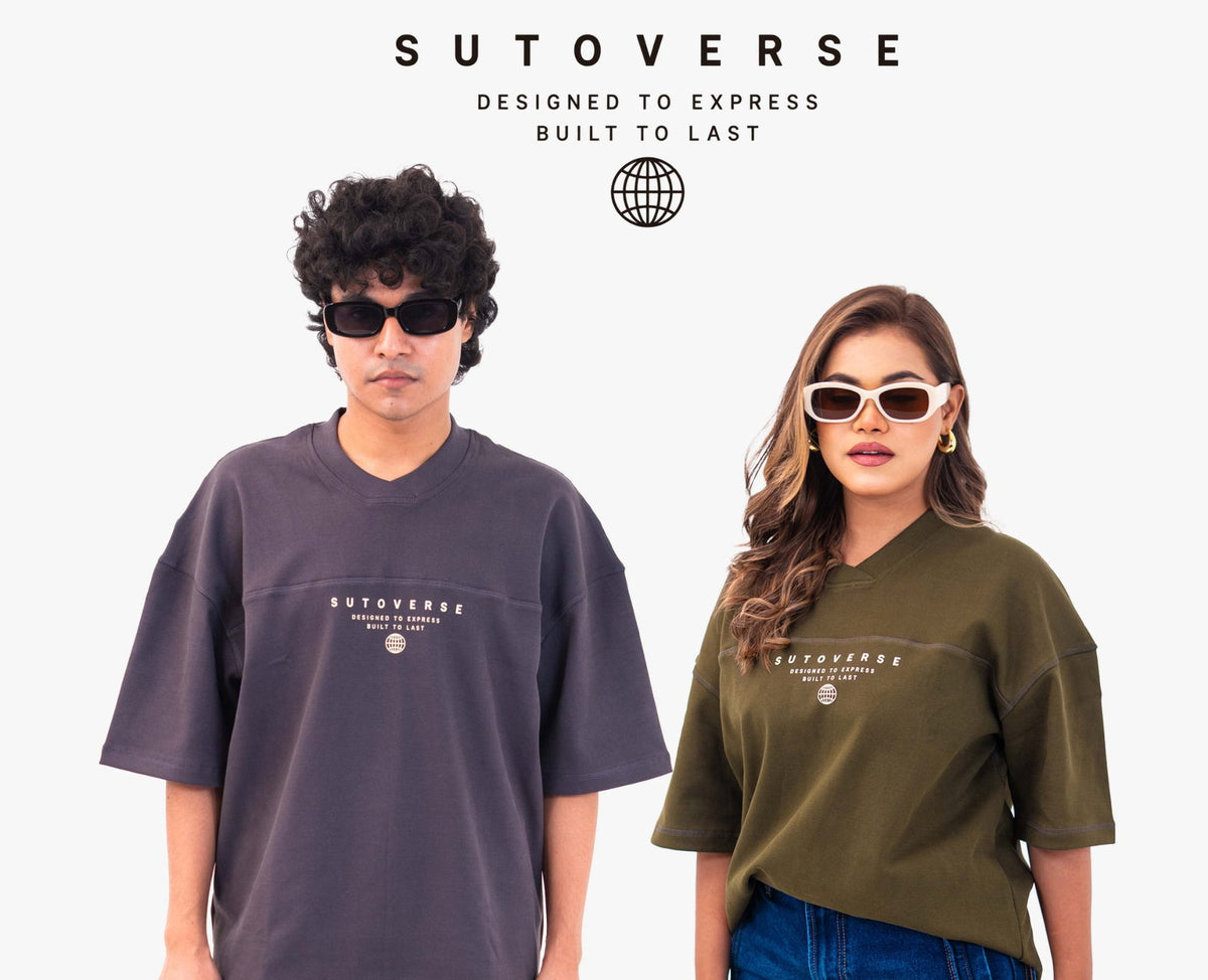 Sutoverse oversized tee - male and female models