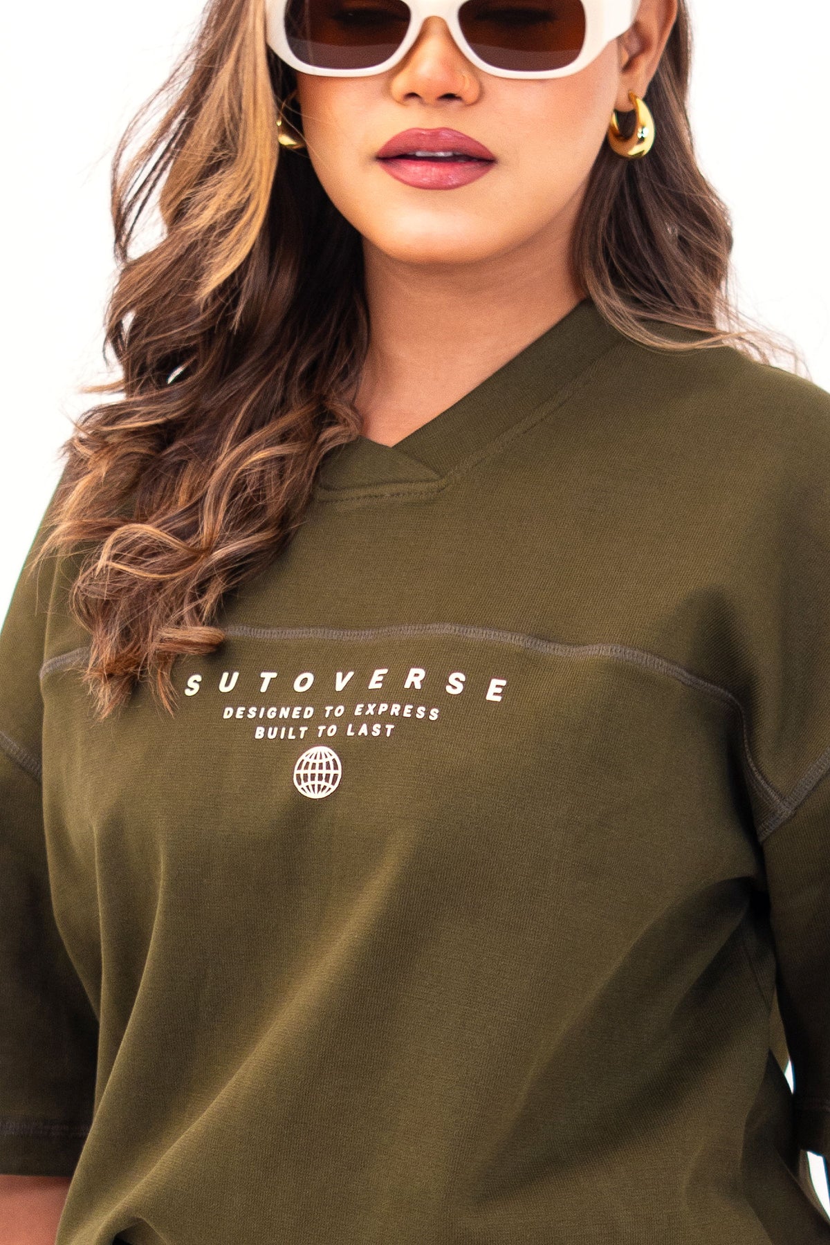 Olive oversized tee boxy fit - chest print and drop shoulder detail